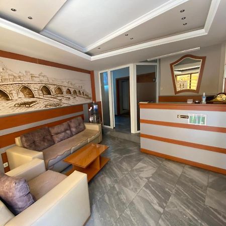 Hotel Santos スコピエ エクステリア 写真